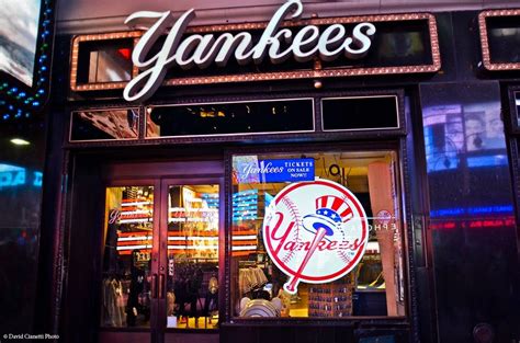 yankees store in nyc